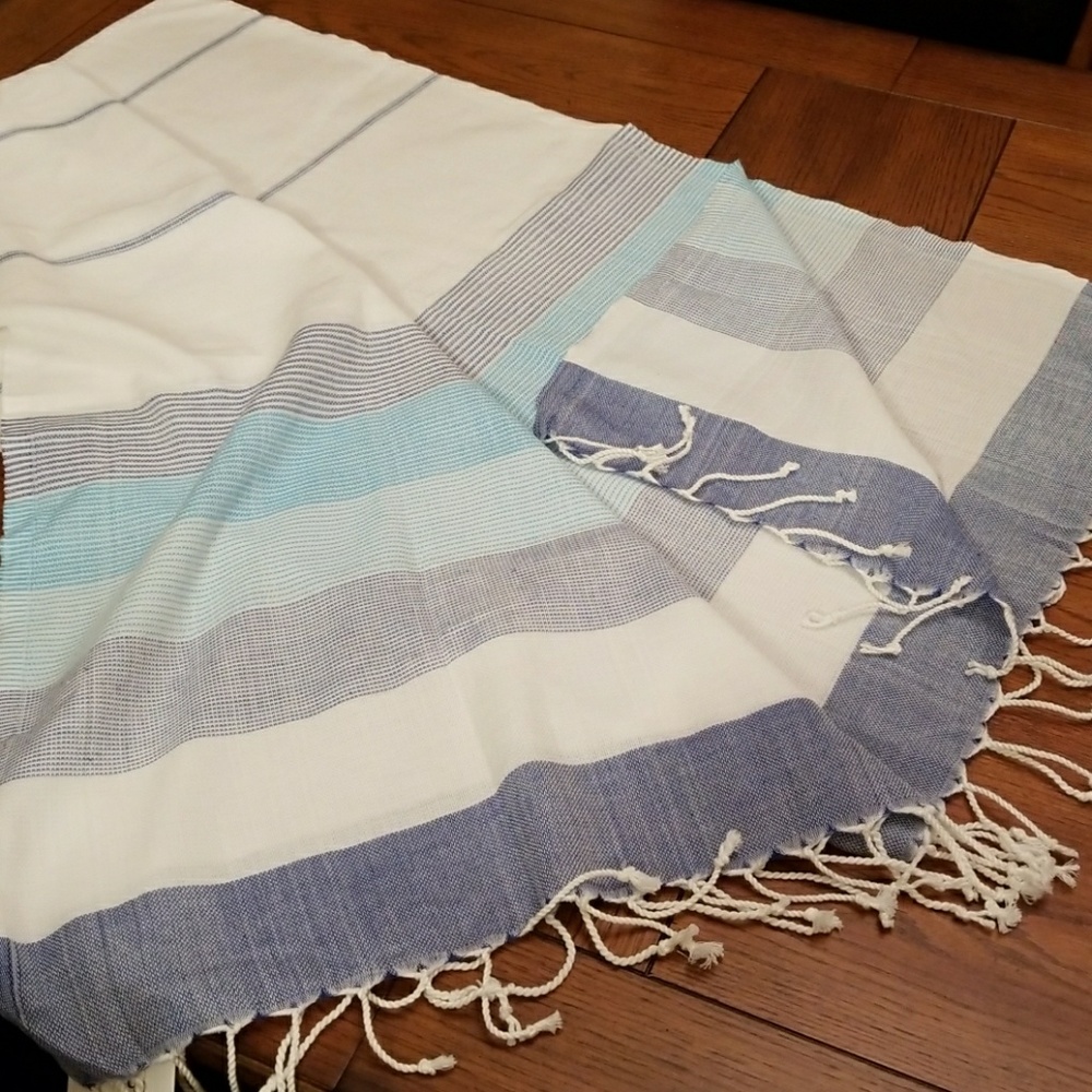 🆕️Theory beach blanket/wrap 100%cotton - Picture 3 of 8